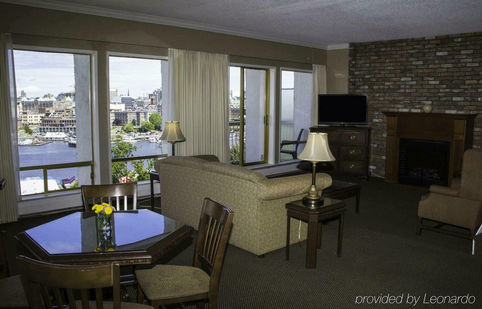 Harbour Towers Hotel & Suites Victoria Kültér fotó